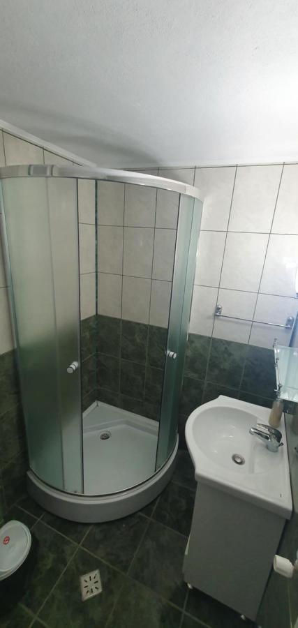 Casa Silvia Hotel Căpăţîneni-Ungureni Eksteriør billede