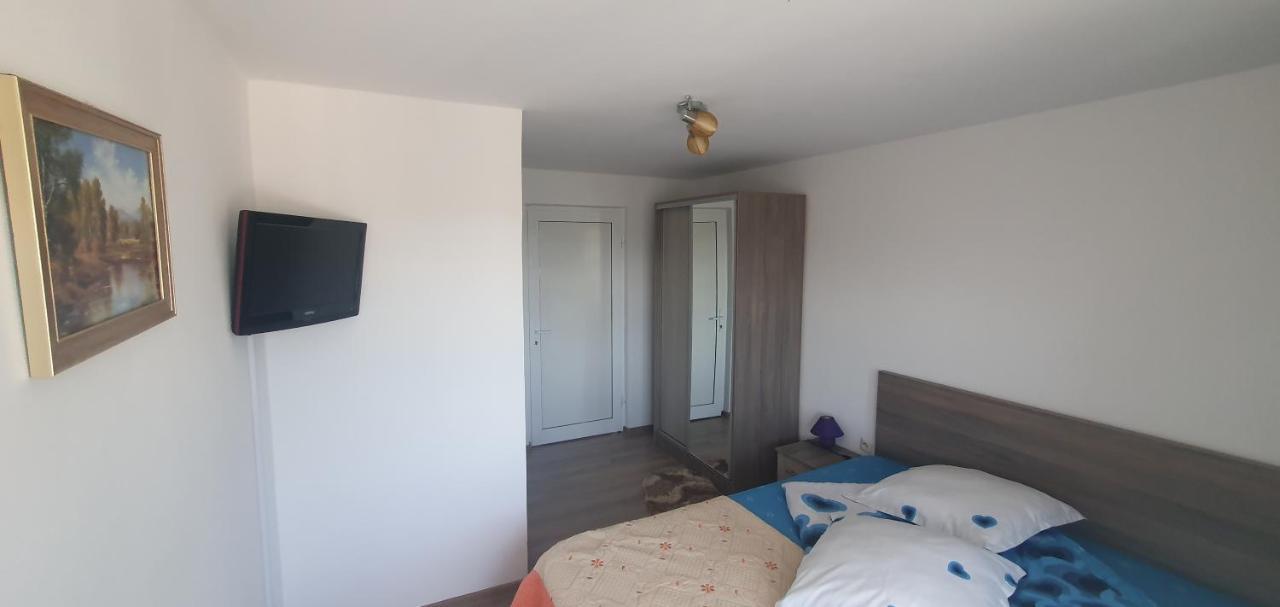 Casa Silvia Hotel Căpăţîneni-Ungureni Eksteriør billede