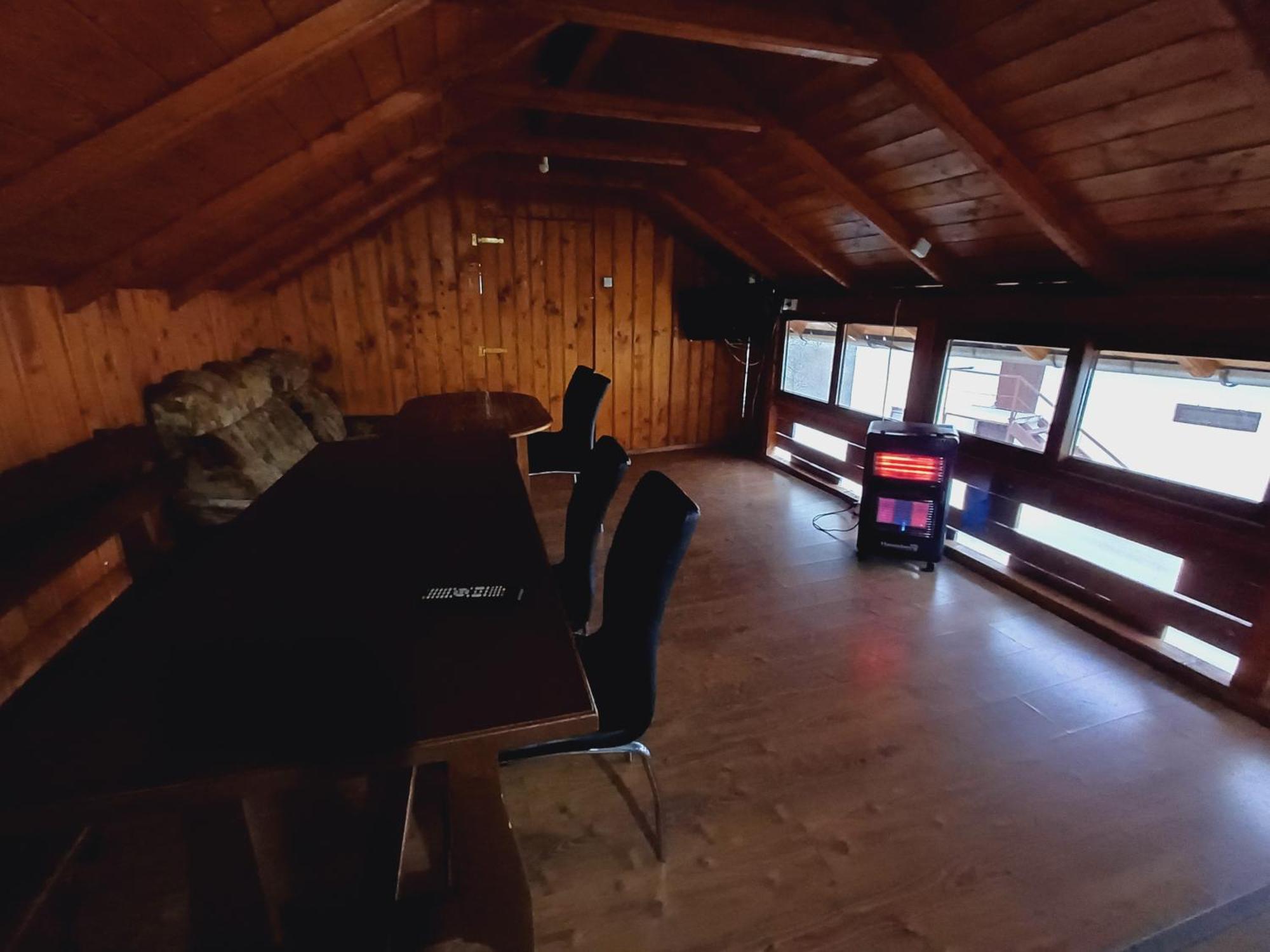 Casa Silvia Hotel Căpăţîneni-Ungureni Eksteriør billede